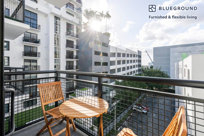 Photo - 221 SW 12th St Unidad FL5-ID136