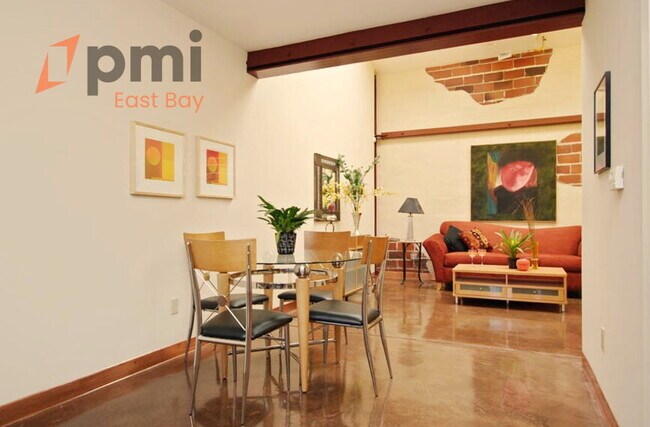 Photo - Bright Industrial-Style Loft in a Converte... Unit Apt B2