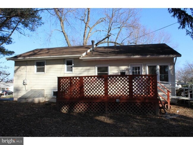 Building Photo - 113 W Rutherford Dr Rental