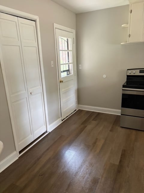 Photo - 3539 Honeysuckle Rd