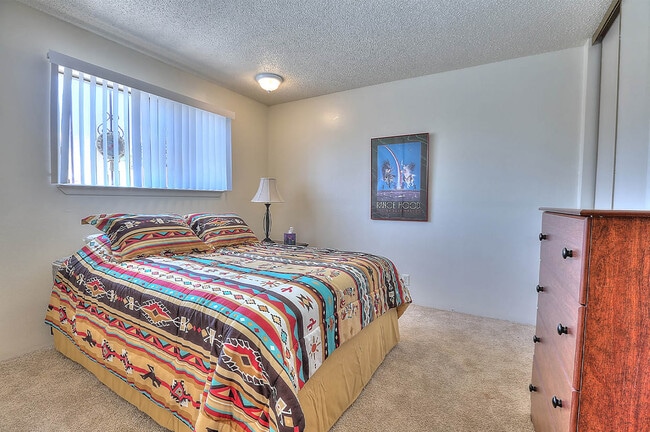 White Oak Apartments