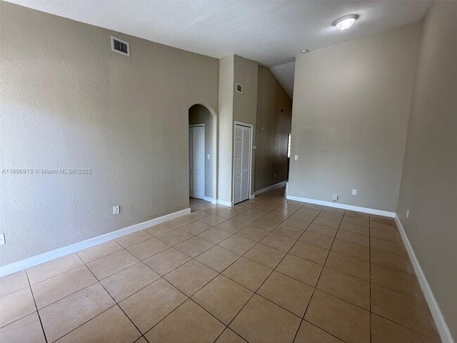 Photo - 1651 SE 28th Ct Unit 202