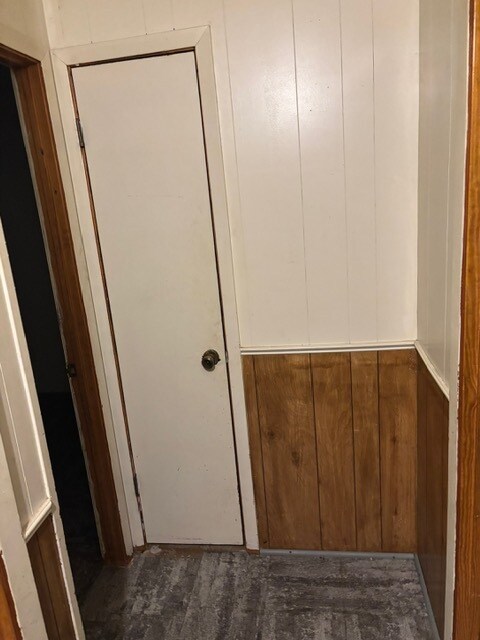 Hallway closet - 104 Pamela Cir Casa