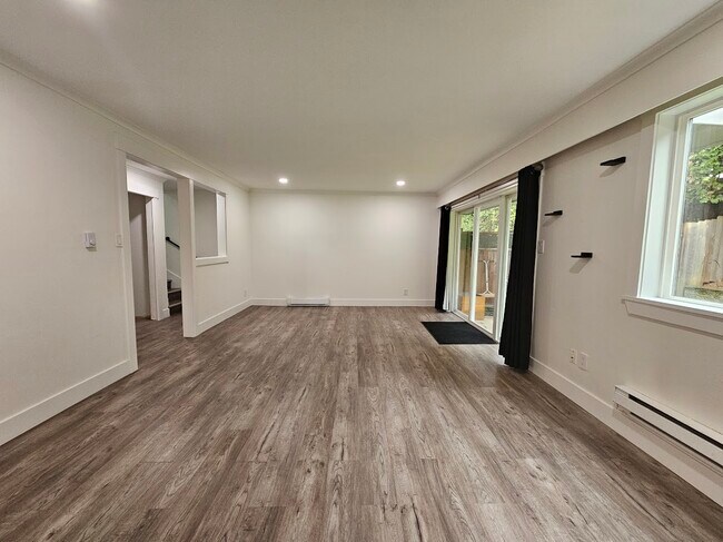 Photo - 33900 Mayfair Ave