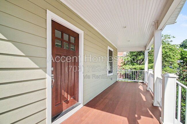 Photo - 14 W Caton Ave