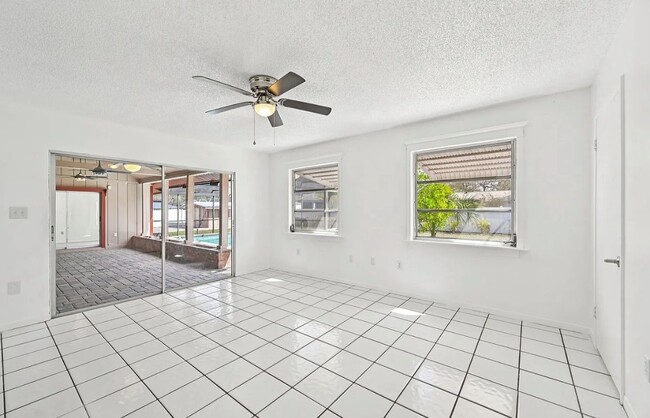 Photo - 1550 Dorchester St