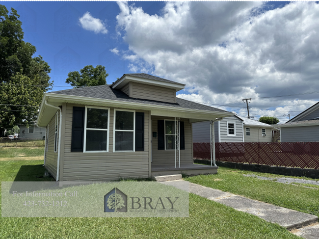 Photo - Fully remodeled cute cottage!