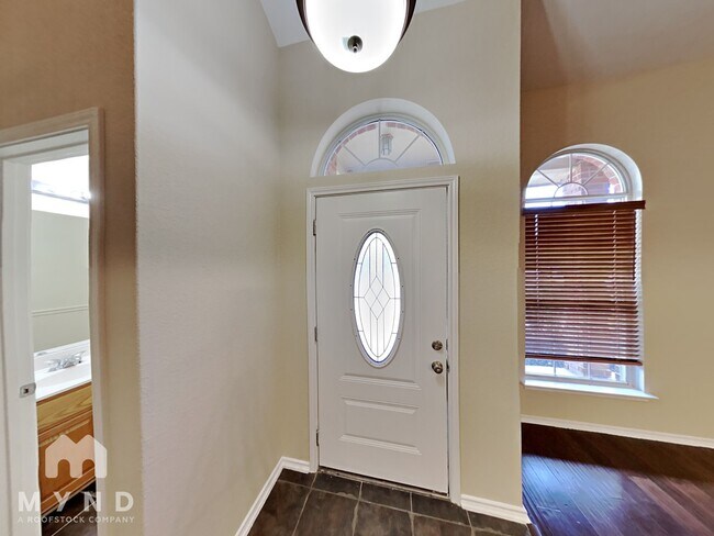 Photo - 8930 Wolff Vista