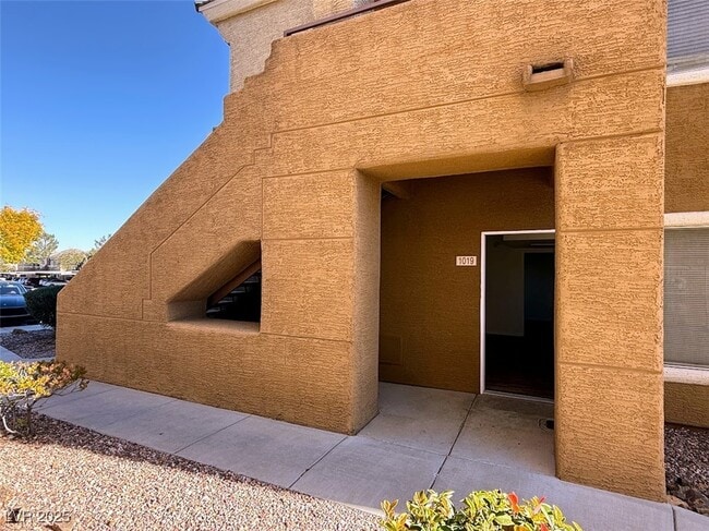 Photo - 8070 W Russell Rd Unidad 1019