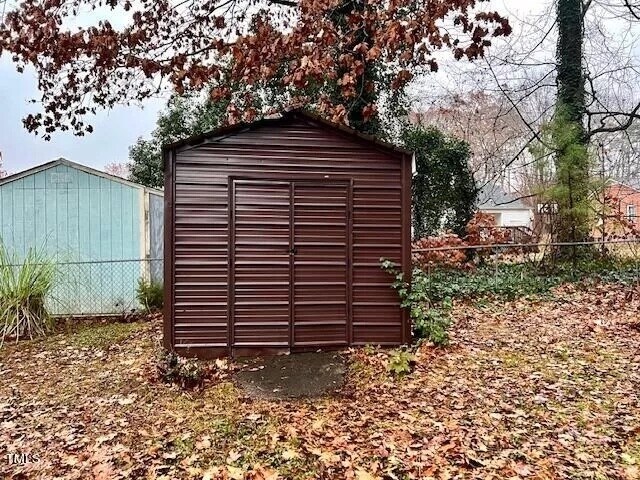 Photo - 825 Shirley Dr