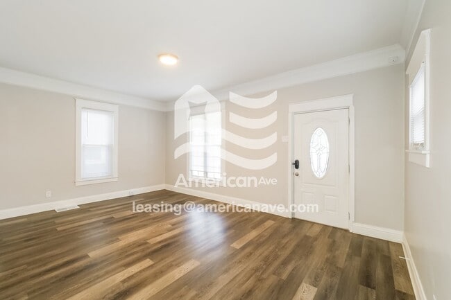 Photo - 1055 Ann Ave