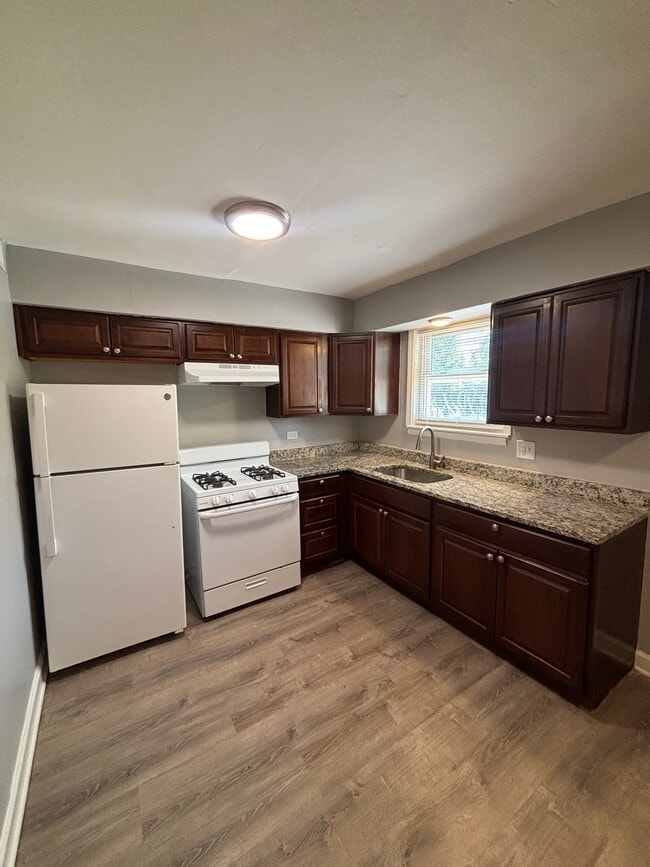 Photo - 392 W Hickory St Unit 2E