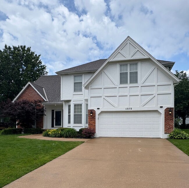 Photo - Open and Spacious 4 bed/4.5 bath Overland Park Home with Multiple Entertainment Areas