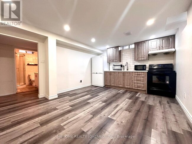 Photo - 12 Milton Pl