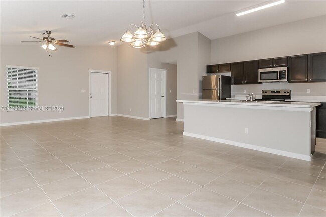 Photo - 873 SW Saltonstall Terrace