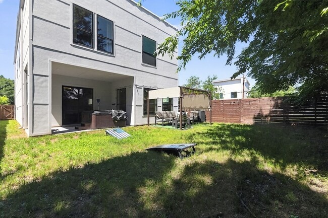 Photo - 1704 McBroom St