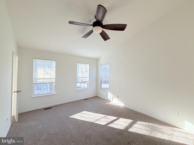 Photo - 112 Rabbit Chase Dr