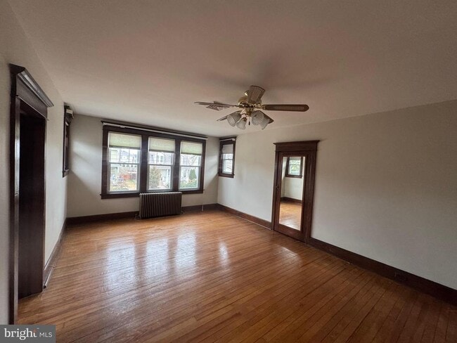 Photo - 307 Edgewood Ave Unit 2ND FLOOR