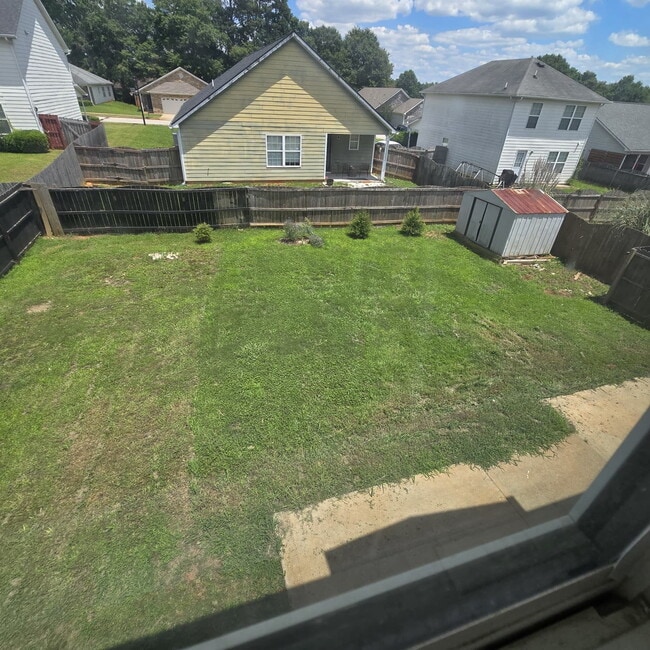 Photo - "Charming 3-Bed Retreat with 2.5 Baths on Cimmaron Court, Hampton!"