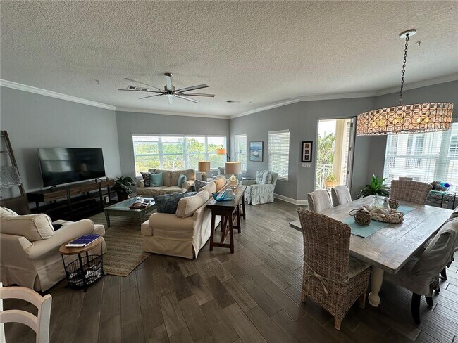7730 34th Ave W Unit 303