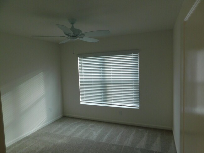 Photo - 1622 Rowell St