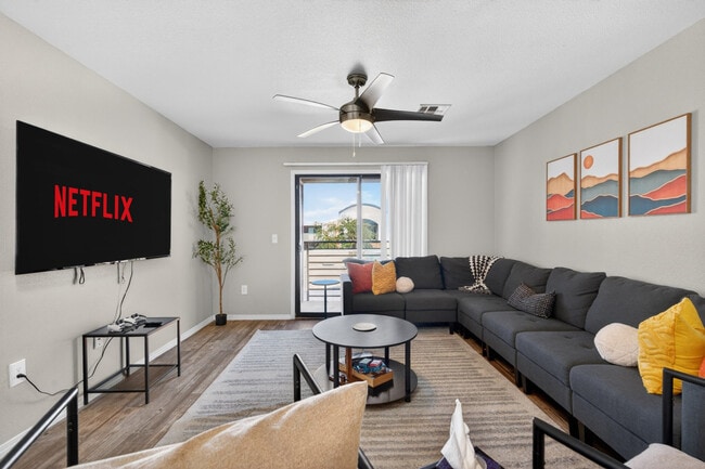 Building Photo - 15164 N 140th Dr Unit ID1374263P