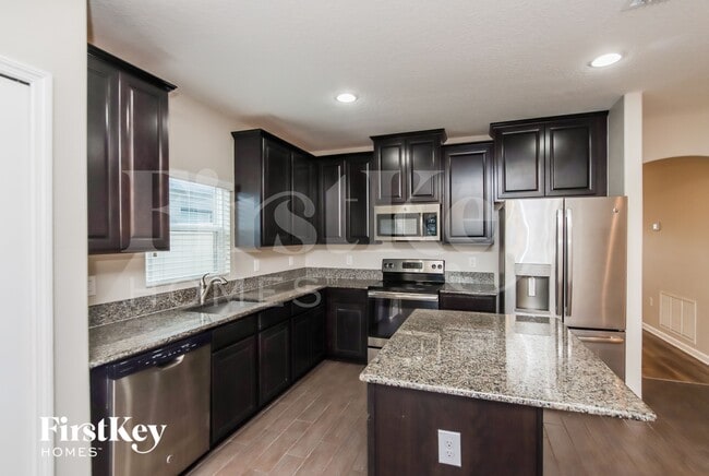 Photo - 1224 Dillard Dr SE