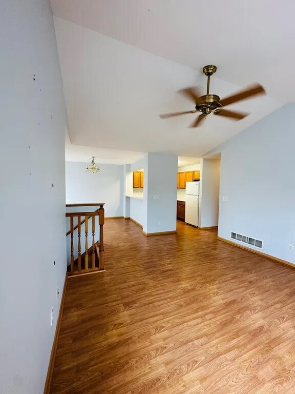 Vida abierta - 6363 Commonwealth Dr Unidad Carriage Homes of Park Hi