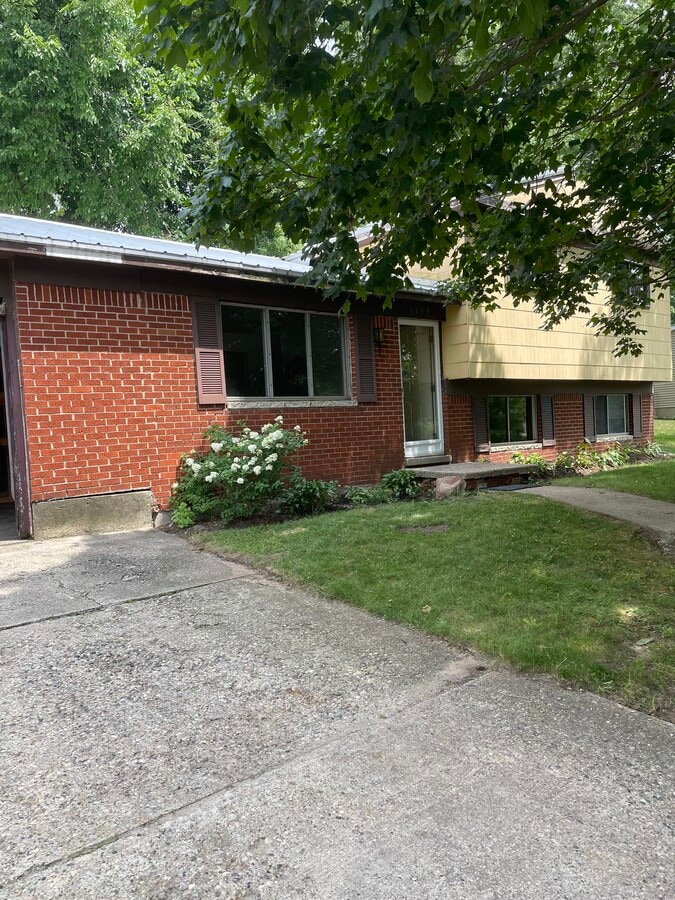 Photo - 1397 Winnie Dr