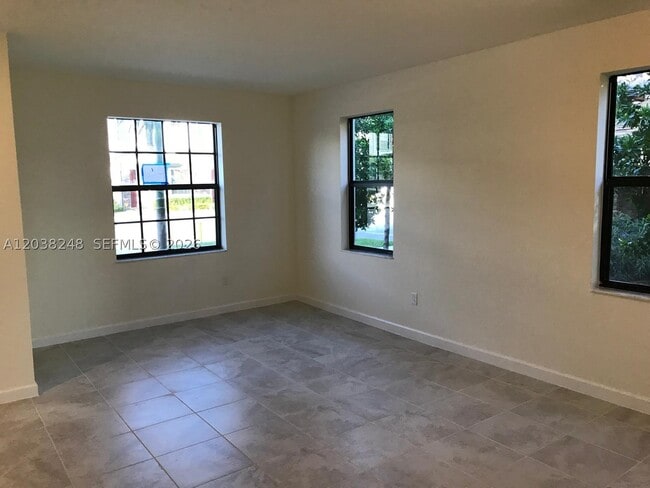 Photo - 11520 SW 250th St