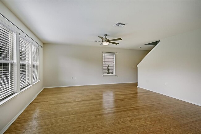 Photo - 6516 Alum Rock Cove