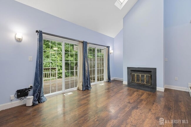 Photo - 1609 Mulberry Ct