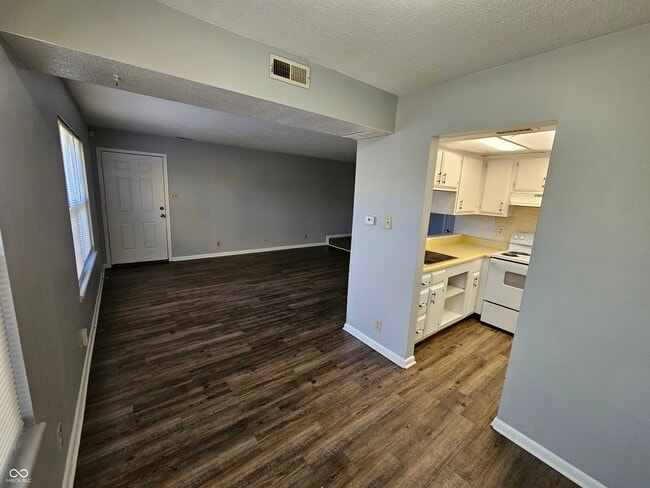 Photo - 3266 Lupine Dr