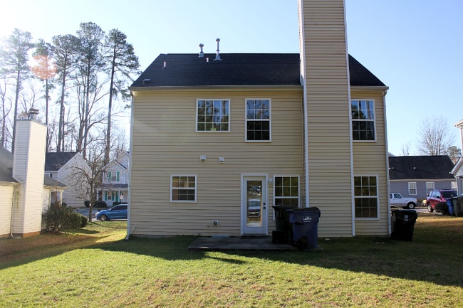 Photo - 945 Ujamaa Dr