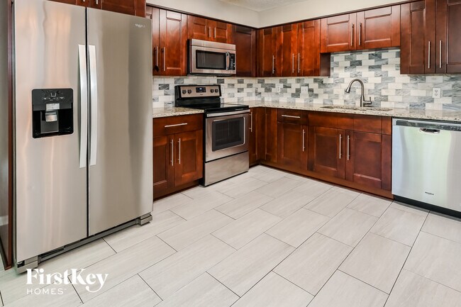 Photo - 6835 Candlewood Dr S