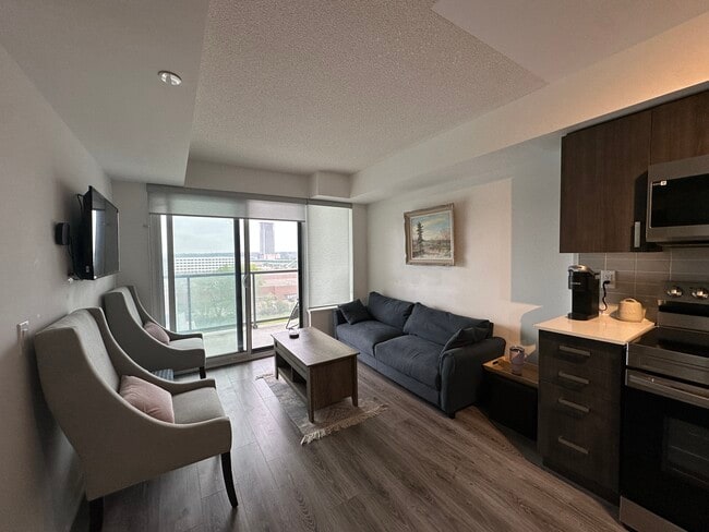 Photo - 801-1480 Bayly Street Pickering ON