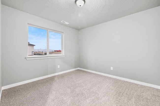 Photo - 3002 Helena St