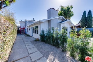 610 Victoria Ave