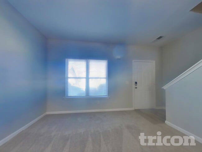 Photo - 47 Wyndham Ct