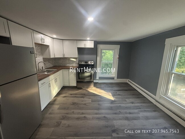 190 3rd St Unit 2A