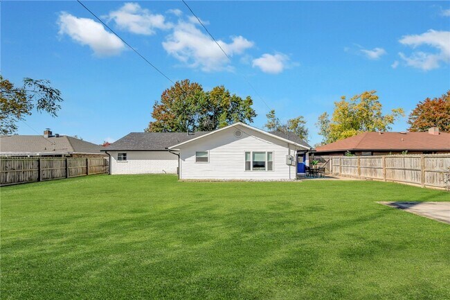 Photo - 1605 SE P St