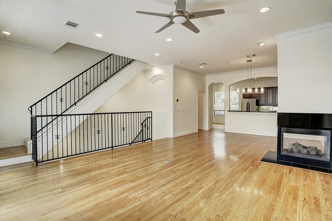 Photo - 1403 Rosedale St