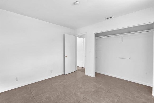 Photo - 5748 NW 27th Ct