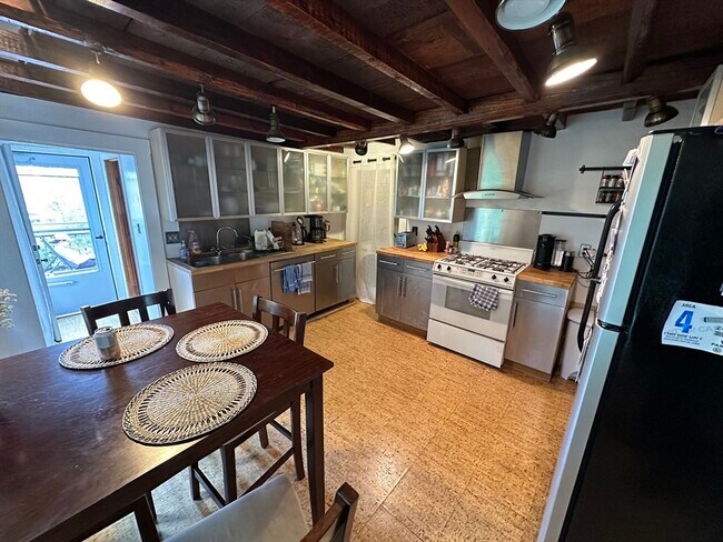 Photo - 18 Tremont St Unit 2