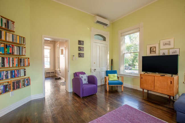 425 2nd Ave Unit SI ID1249829P
