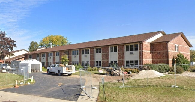 Photo - 300 Bicentennial Ct
