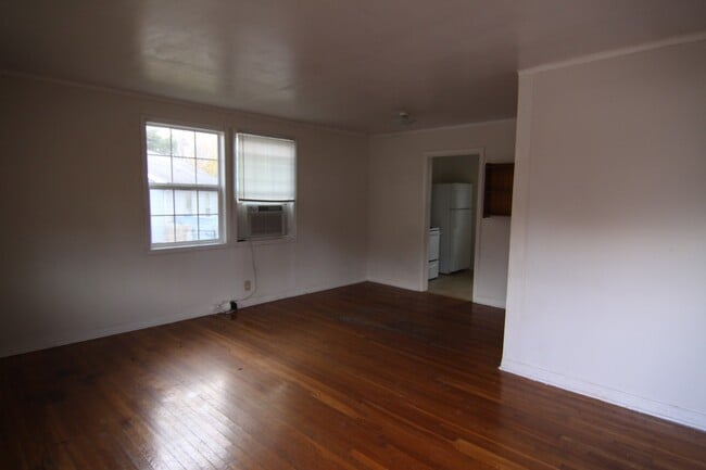 Photo - 2 Bedroom Home For Rent Near APSU!