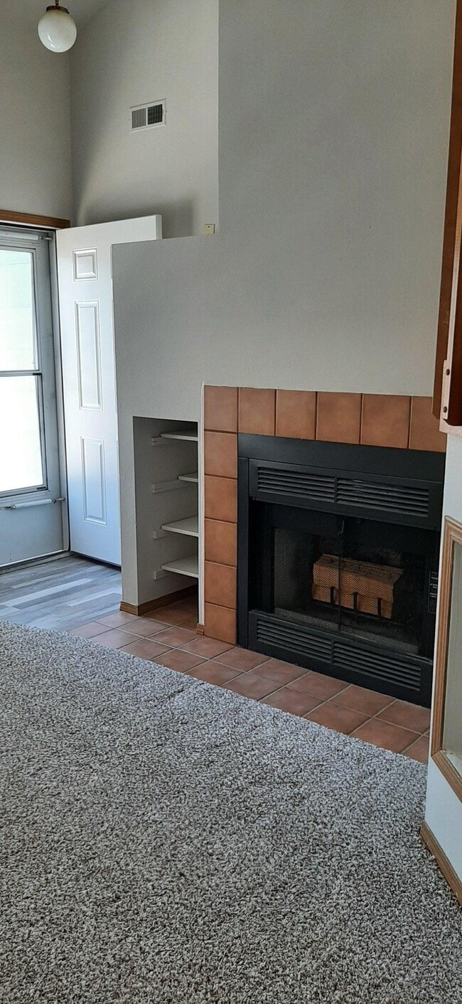 Photo - 5208 Solar Ridge Dr