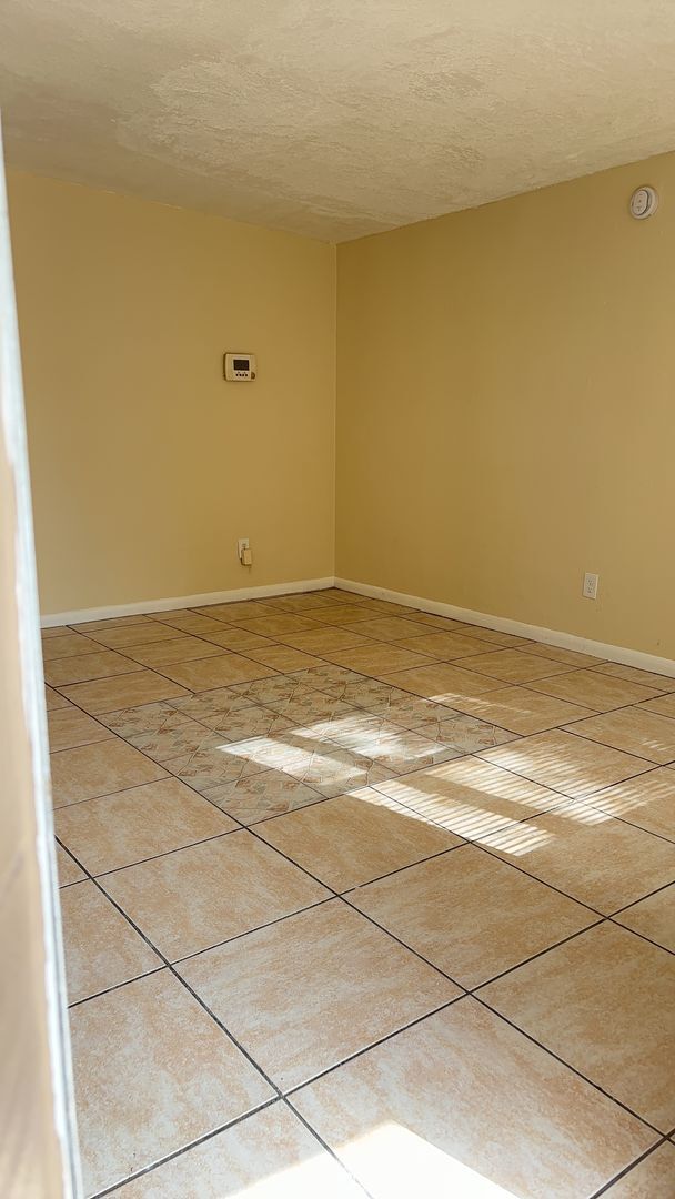 Photo - 3 Bedroom 1.5 Bathroom Home For Rent -Corner lot / Fenced