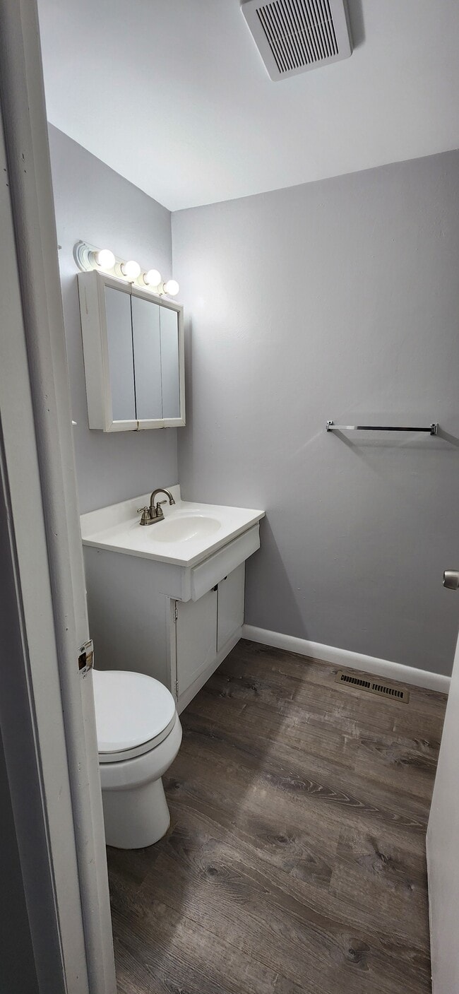 Photo - 103 Denrose Dr Unit 103